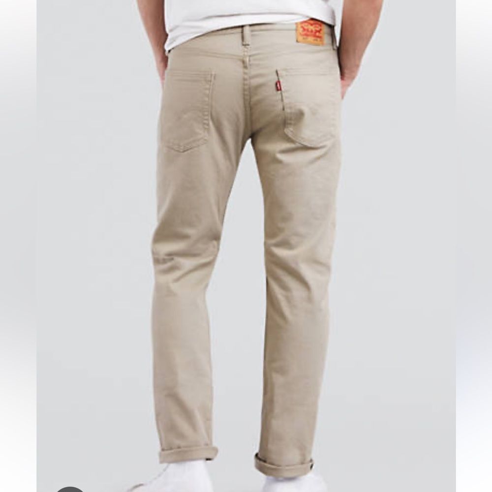 Levi’s 513 Slim Straight Men’s Jeans. Size 36x32.